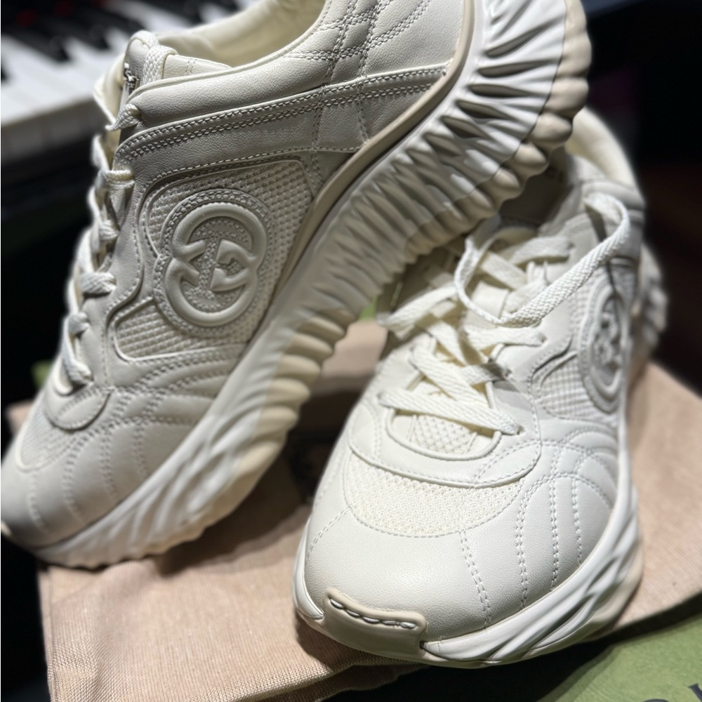 Gucci Ripple sneaker Off-White - Picture 2 of 11